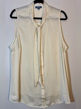 ModCloth Cream Sleeveless Tie-Neck Button-Down Blouse 2X